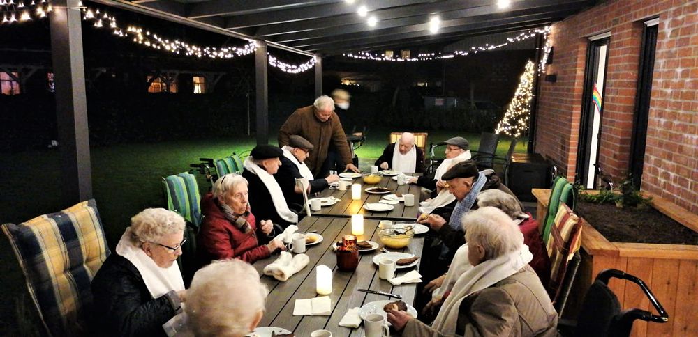 Flammkuchenessen in der Wohngemeinschaft